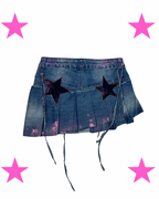 Mini skirt gyaru