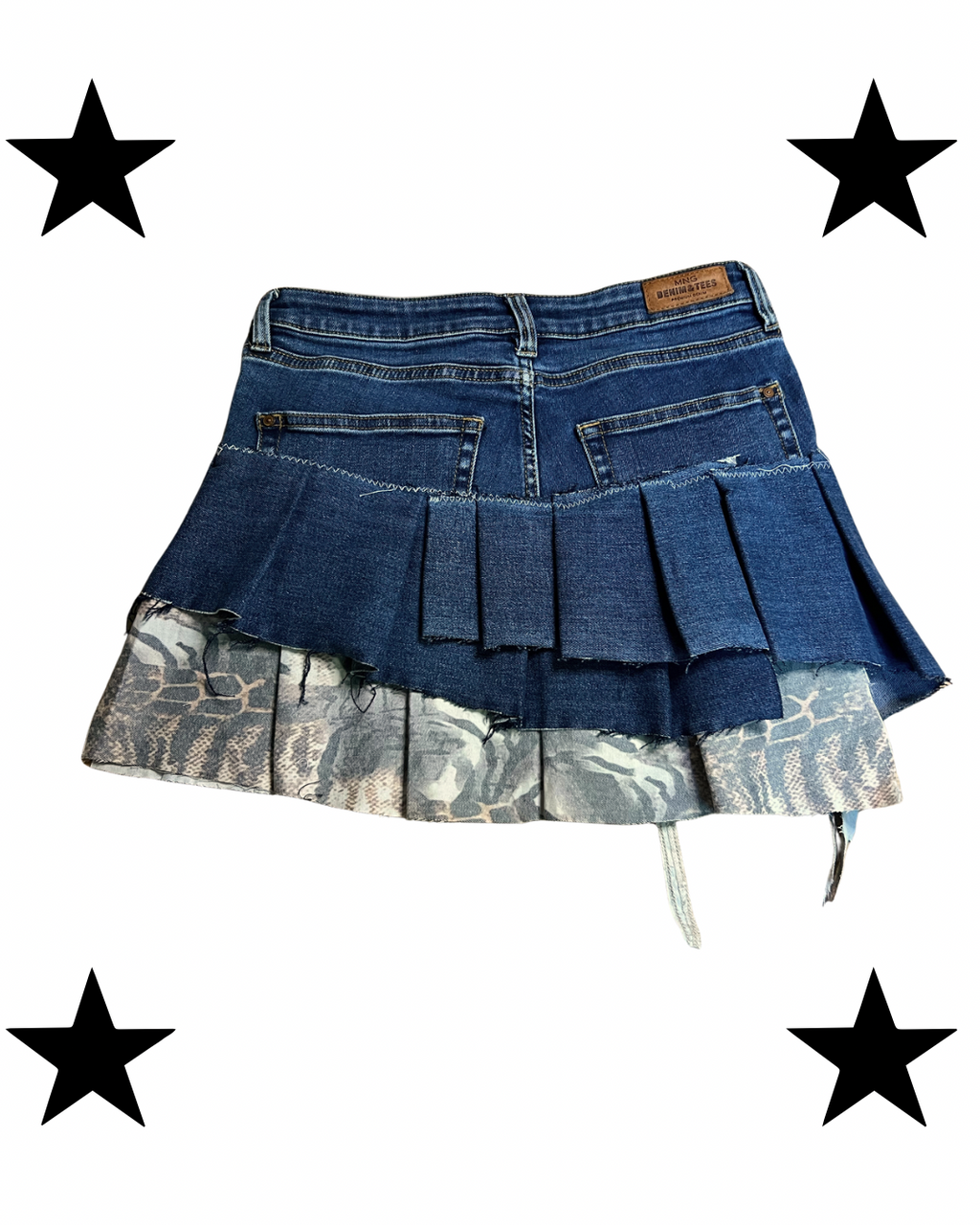 Mini skirt with animal print details