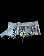 Mini skirt belt with leopard